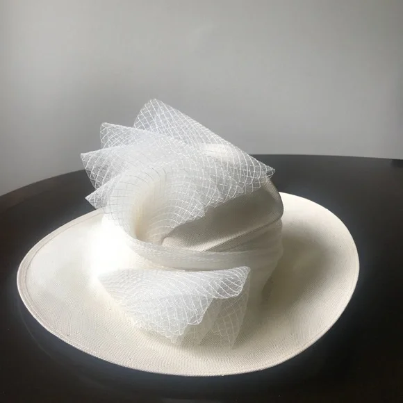 New Philip Treacy London Ivory Natural straw hat - Picture 3 of 10